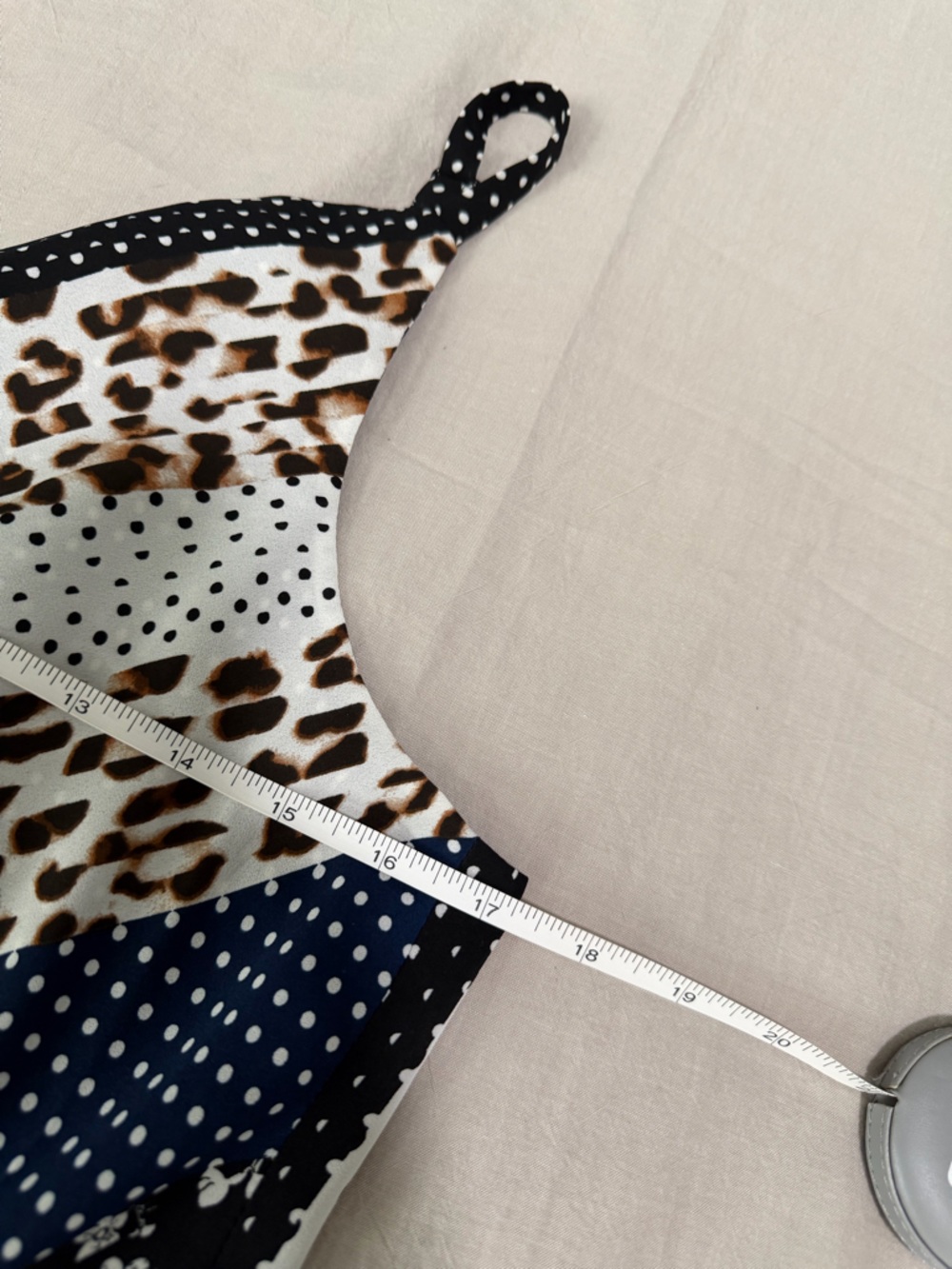 CAbi Crossover Cami, Mixed Print V-Neck Cami in Black White Navy, SZ 8 - Picture 10 of 14